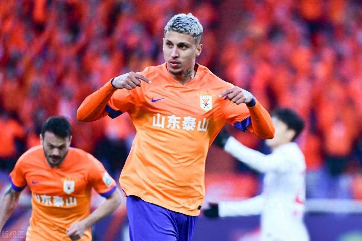 包含山东鲁能阵容调整取得效果，连续胜利火力全开的词条